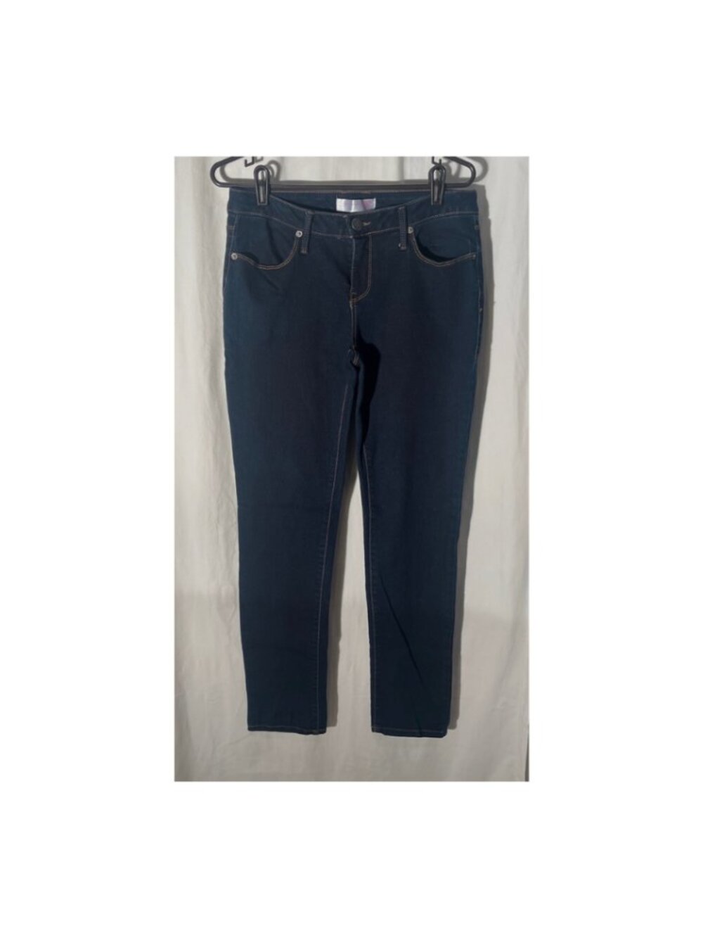 Women’s Long Tight-Leg Jeans